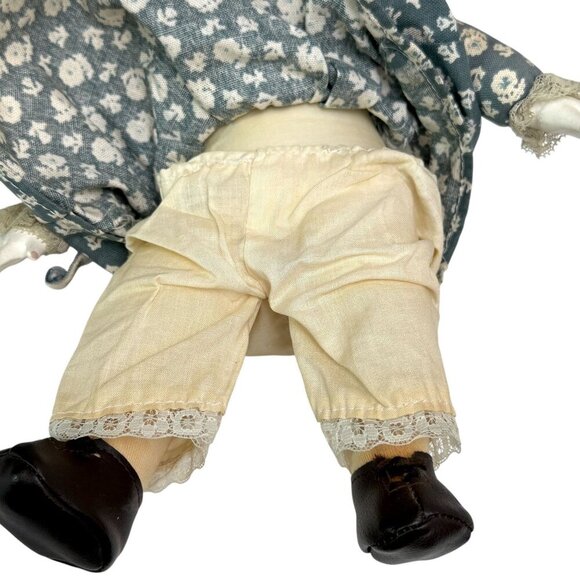 Vintage Doll Wind Up Musical Country Girl 13" Cottage Core - Picture 7 of 14